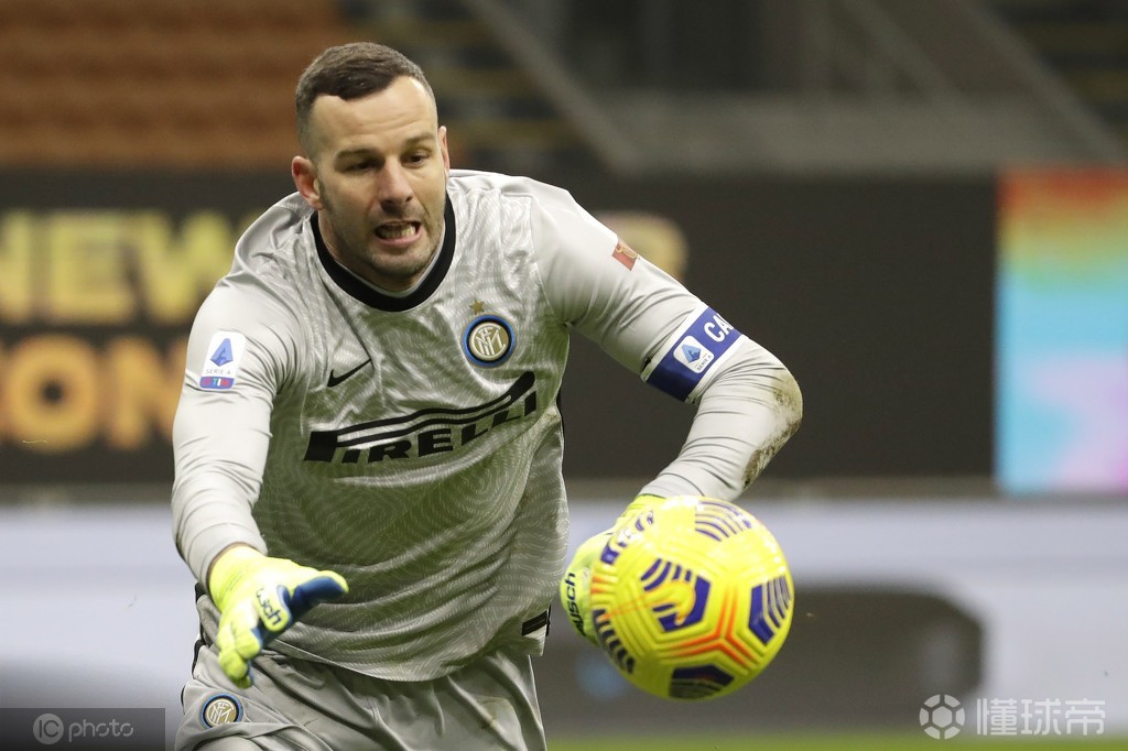 米兰体育中国官网-窗口期意甲传出新动向，迈阿密热火迎来里程碑，管理层表态——态度坚定，高层口径保持一致的简单介绍