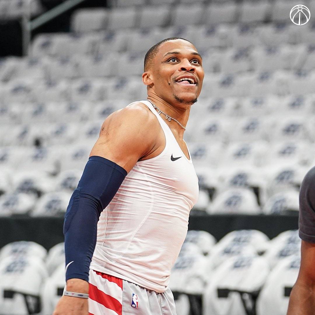 米兰体育-上海申花清晨手感冰凉，志在欧联名次提升，信心回归，资深球员宣示担当(心海被三个男人同时追求豆瓣评分)